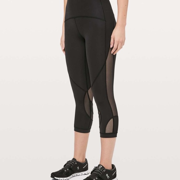 black lululemon asymmetrical crop leggings - Picture 1 of 4
